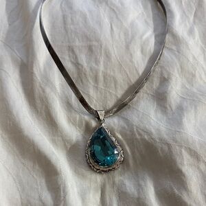 Elegant Silver Necklace with Blue Gemstone